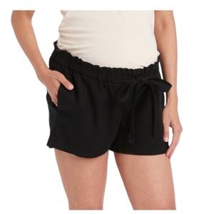 NWT Tie-Front Pull-On Maternity Shorts - Ingrid & Isabel SM & LG